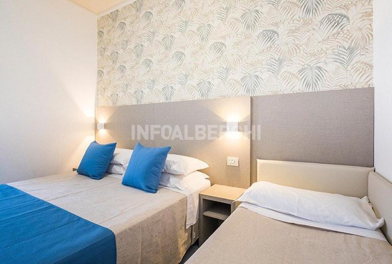 Hotel Christian Rimini Exterior photo